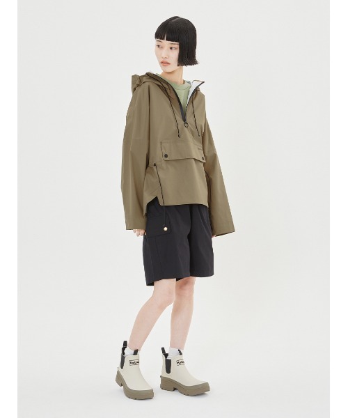 Barbour(バブアー)の「Nimbus サイドゴア ショート レインブーツ(レディース)(レインシューズ・レディース・ブラック/クリーム/グリーン・3/4/5/6)」の4枚目の写真