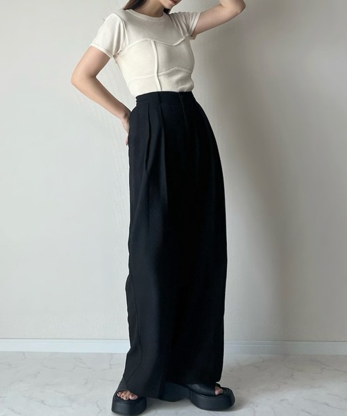 LAUIR（ラウアー）の「リネン混ツータックスラックス[高身長サイズMT/低身長サイズS有り]（スラックス・レディース・グレー/ブラック/アイボリー・SMALL/MEDIUM/LARGE/MT）」の16枚目の写真