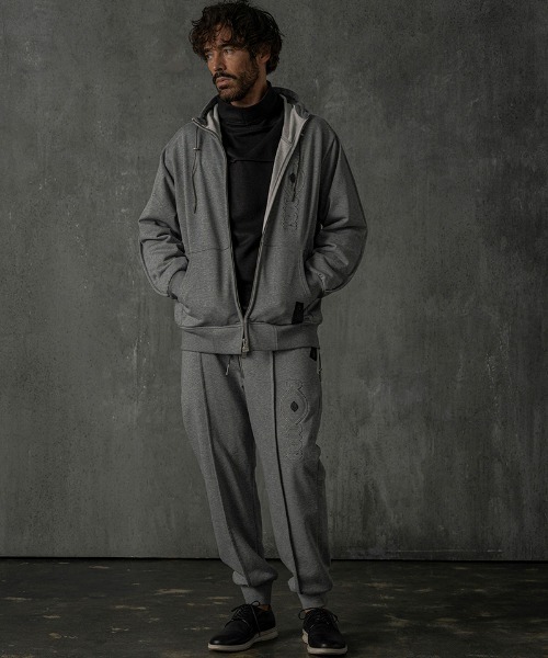 C DIEM（カルペディエム）の「mp13744-Embossed Logo Pants スウェットパンツ（スウェットパンツ・メンズ・ブラック/トップグレー・M/L/XL）」の14枚目の写真