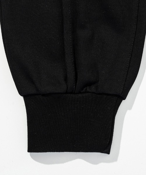 C DIEM（カルペディエム）の「mp13744-Embossed Logo Pants スウェットパンツ（スウェットパンツ・メンズ・ブラック/トップグレー・M/L/XL）」の4枚目の写真