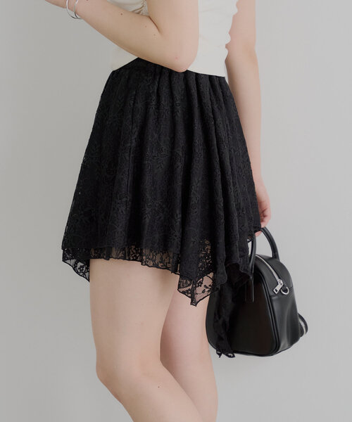 ---Chico--- フレアミニスカート 黒（美品） ペチパン付】ポンチデザインミニスカート | Chico(チコ
