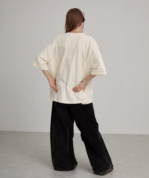 EVERLAST(スポーツ・ライフスタイル)(エバーラスト)の「EVERLAST/エバーラスト 別注 ヴィンテージ ピグメント加工 ブランドロゴ刺繍 クルーネック半袖Tシャツ(Tシャツ/カットソー・メンズ・オフホワイト/ライトブルー/ブラック・L/M)」の8枚目の写真