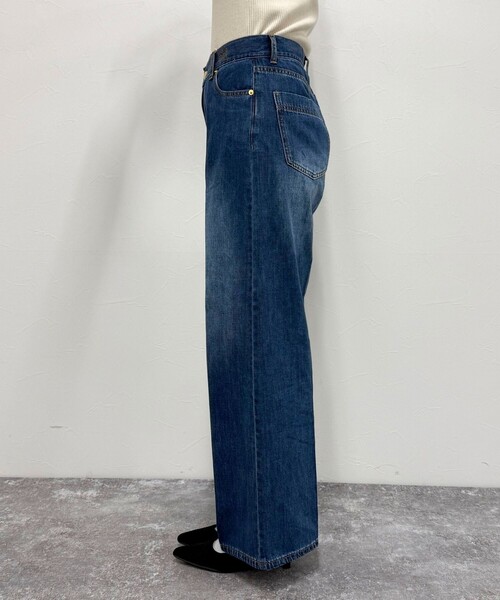 fredy emue(フレディエミュ)の「ライトオンスFRセミワイドデニムパンツ(デニムパンツ・レディース・サックスブルー/ネイビー・36/38)」の5枚目の写真