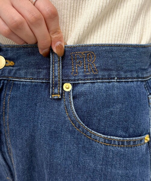 fredy emue(フレディエミュ)の「ライトオンスFRセミワイドデニムパンツ(デニムパンツ・レディース・サックスブルー/ネイビー・36/38)」の10枚目の写真