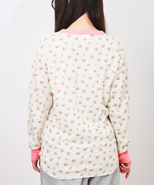JEMORGAN(ジェーイーモーガン)の「JEMORGAN 花柄クレリック ヘンリー(Tシャツ/カットソー・レディース・ブルー/ラベンダー/ピンク/ブルー系その他・XXXS)」の6枚目の写真