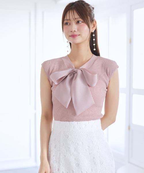AND COUTURE(アンドクチュール)の「リボンフレンチスリーブプルオーバー(Tシャツ/カットソー・レディース・オフホワイト/ブラック/ピンク/ミント・FREE)」の4枚目の写真