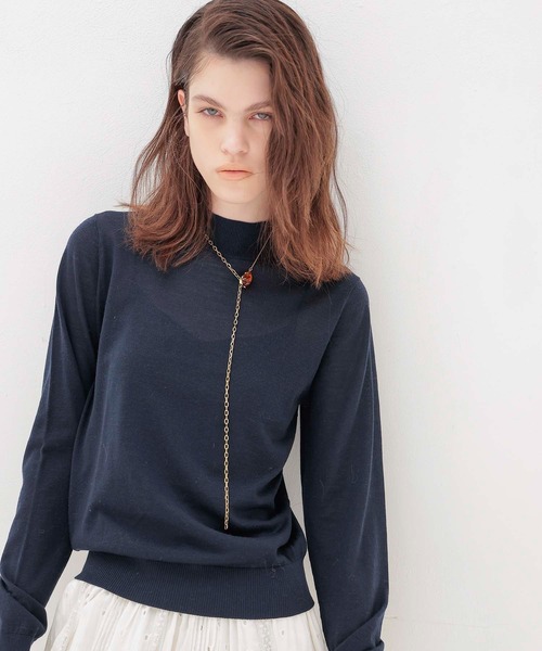 DRESSLAVE(ドレスレイブ)の「18G soft sheer mockneck pull(18ゲージソフトシアーモックネックプルオーバー)(ニット/セーター・レディース・ホワイト/オレンジ/ネイビー・38)」の1枚目の写真