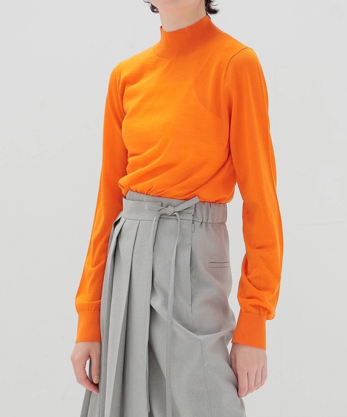 DRESSLAVE(ドレスレイブ)の「18G soft sheer mockneck pull(18ゲージソフトシアーモックネックプルオーバー)(ニット/セーター・レディース・ホワイト/オレンジ/ネイビー・38)」の22枚目の写真
