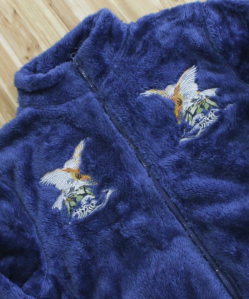 TopIsm(トップイズム)の「刺繍入り スタンドフルジップ フリースジャケット(ブルゾン・メンズ・ブラック系1/ブラック系3/ホワイト系4/ネイビー系1/ホワイト系1/ホワイト系2/ネイビー系4/ブラック系5/ネイビー系5/ネイビー系3/ブラック系2/ネイビー系2/ホワイト系3/ブラック系4/ホワイト系5・L/XL/M)」の20枚目の写真