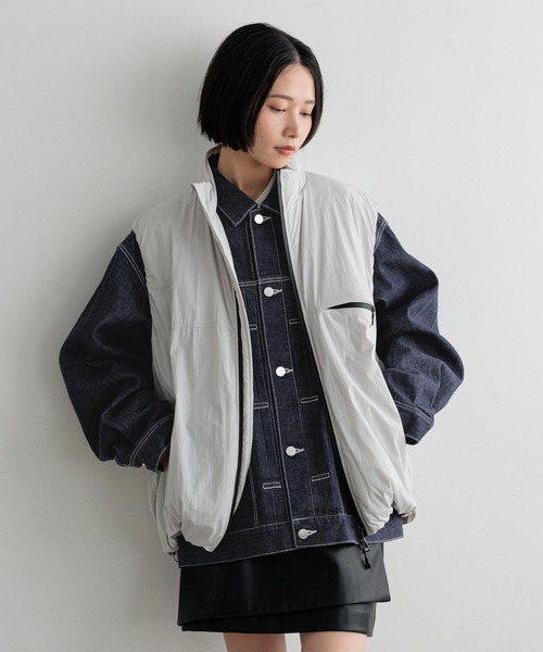 LOWRYS FARM(ローリーズファーム)の「【LFM(U)】エアサーマルスタンドベスト 494556(ダウンジャケット/コート・メンズ・ブラック/ライトグレー・MEDIUM/LARGE)」の2枚目の写真