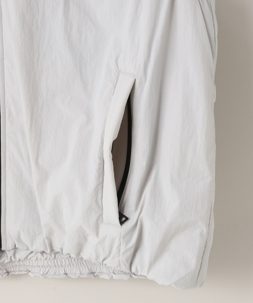 LOWRYS FARM(ローリーズファーム)の「【LFM(U)】エアサーマルスタンドベスト 494556(ダウンジャケット/コート・メンズ・ブラック/ライトグレー・MEDIUM/LARGE)」の7枚目の写真