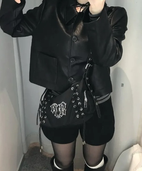 BLACKPURPLE(ブラックパープル)の「【日本未発売/WEB限定】BLACK PURPLE(ブラックパープル)/3WAY 軽量 ストーン コルセット ショルダー トート クロスバッグ/Glow Corset Bag(ショルダーバッグ・レディース・ブラック・FREE)」の9枚目の写真