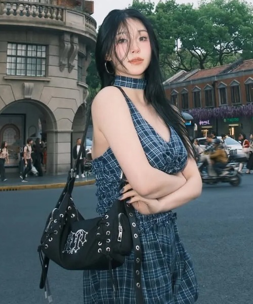 BLACKPURPLE(ブラックパープル)の「【日本未発売/WEB限定】BLACK PURPLE(ブラックパープル)/3WAY 軽量 ストーン コルセット ショルダー トート クロスバッグ/Glow Corset Bag(ショルダーバッグ・レディース・ブラック・FREE)」の10枚目の写真