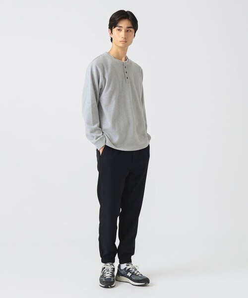 BEAMS HEART（ビームスハート）の「サカリバ フェイク レイヤード ヘンリーネック ロングスリーブ Tシャツ（Tシャツ/カットソー・メンズ・グレー/ブラック/ネイビー・S/M/L/XL）」の4枚目の写真