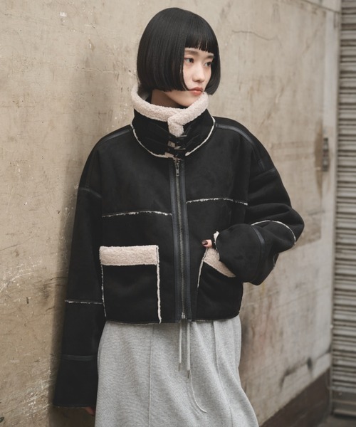 AIC.（エーアイシー）の「ムートンライクショートボアジャケット（ムートンコート・レディース・ブラウン/チャコールグレー/ブラック・FREE）」の2枚目の写真