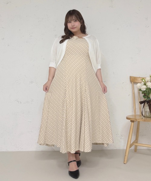 Louiosy(ルオシー)の「【Louiosy】【大きいサイズ】イレヘムマーメイドキャミワンピ(ワンピース・レディース・ダークブラウン/グレイッシュベージュ/ブルー系その他/ブラウン系その他/ブラック/グレー/ベージュ系その他/ブルー系その他2・4L/3L/X-LARGE)」の5枚目の写真