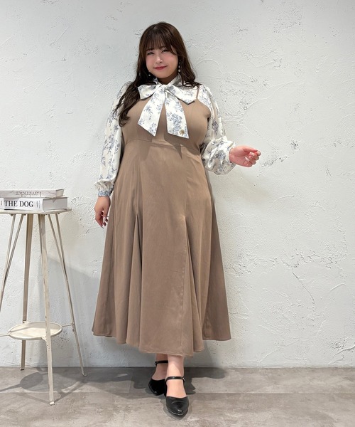 Louiosy(ルオシー)の「【Louiosy】【大きいサイズ】イレヘムマーメイドキャミワンピ(ワンピース・レディース・ダークブラウン/グレイッシュベージュ/ブルー系その他/ブラウン系その他/ブラック/グレー/ベージュ系その他/ブルー系その他2・4L/3L/X-LARGE)」の19枚目の写真