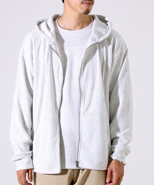 GLOSTER（グロスター）の「【レイヤードに最適】起毛ワッフル 裾ドロストジップパーカー（パーカー・メンズ・ネイビー/チャコールグレー/ヘザーグレー・M/L/XL）」の19枚目の写真