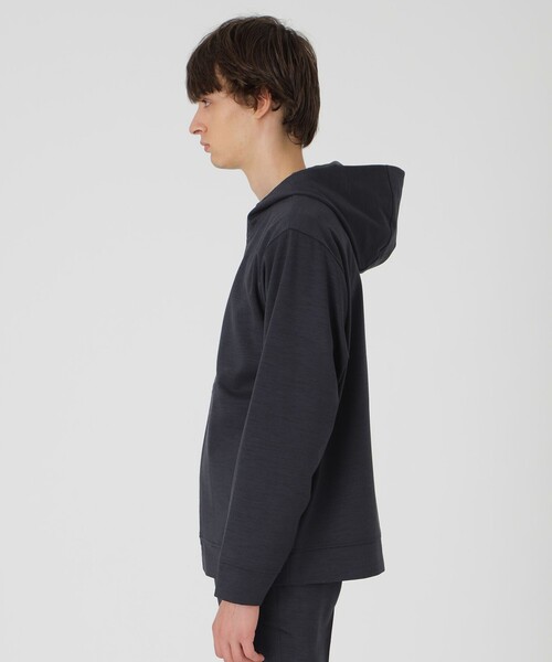 BLACK LABEL CRESTBRIDGE(ブラックレーベル・クレストブリッジ)の「ボンディングウールジャージーパーカー(パーカー・メンズ・グレー系その他/ネイビー・L/M/XL)」の19枚目の写真