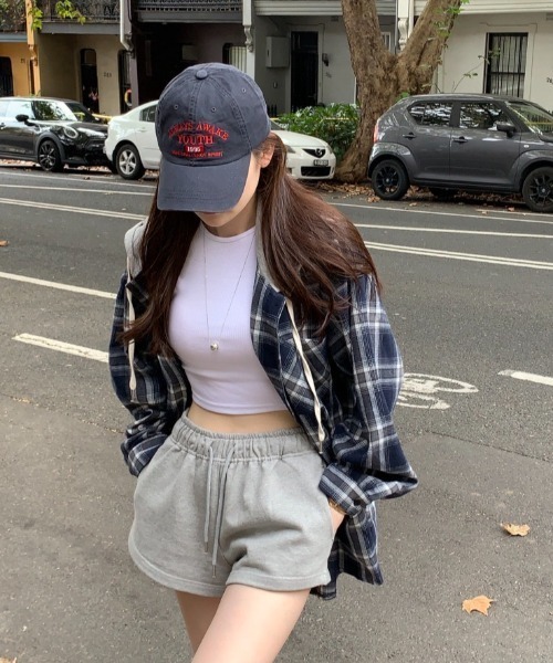 yuue' ( wear )(ユーイ)の「オーバーサイズフーディーチェックシャツ/フード付きシャツ(シャツ/ブラウス・レディース・ブラック/ネイビー・FREE)」の15枚目の写真