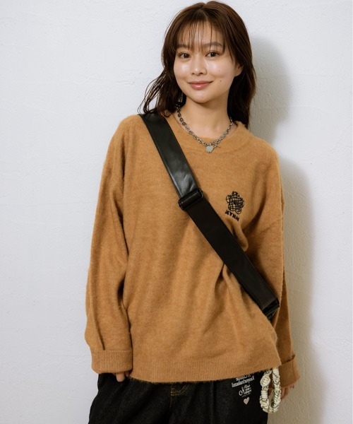 kaoyorinakami（カオヨリナカミ）の「KYRN flower knit / KYRNフラワーニット（ニット/セーター・メンズ・ベージュ/ブラック・X-LARGE/LARGE/MEDIUM/SMALL）」の4枚目の写真