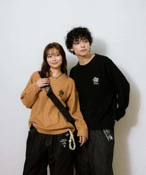 kaoyorinakami（カオヨリナカミ）の「KYRN flower knit / KYRNフラワーニット（ニット/セーター・メンズ・ベージュ/ブラック・X-LARGE/LARGE/MEDIUM/SMALL）」の17枚目の写真