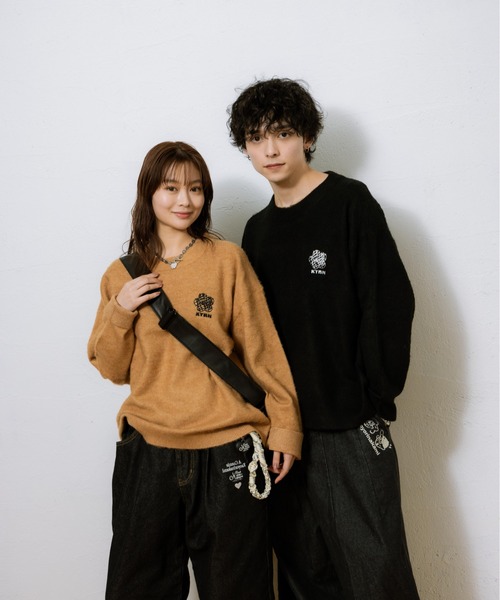 kaoyorinakami（カオヨリナカミ）の「KYRN flower knit / KYRNフラワーニット（ニット/セーター・メンズ・ベージュ/ブラック・X-LARGE/LARGE/MEDIUM/SMALL）」の19枚目の写真