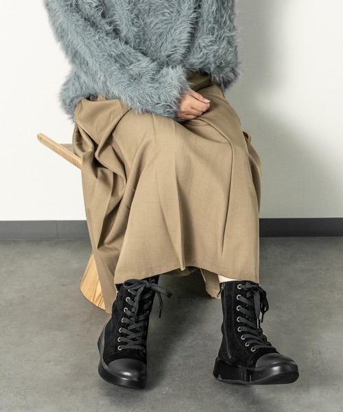 Bussola（ブソラ）の「【bussola】撥水厚底フラットレースアップブーツ(955517)（ブーツ・レディース・ブラック系その他・35/36/37/38/39）」の5枚目の写真