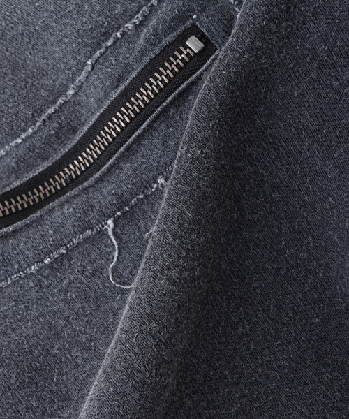 DAIRIKU(ダイリク)の「DAIRIKU / ダイリク 5-Zip Vintage Dyed Hoodie(パーカー・メンズ・ブルー系その他/ブラック・MEDIUM)」の7枚目の写真