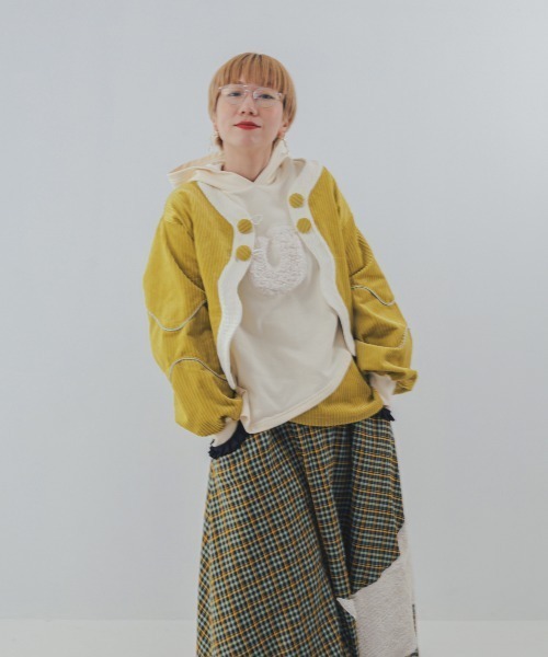 unica(ユニカ)の「waveラインコーデュロイボレロ(その他アウター・レディース・マスタード/カーキ・F)」の2枚目の写真