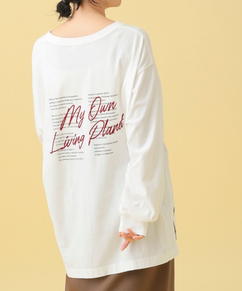 LEPSIM（レプシィム）の「【産前・産後対応】マタニティ／バックロゴプリント長袖T　587651（マタニティウェア/グッズ・レディース・チャコールグレー/オフホワイト・FREE）」の6枚目の写真