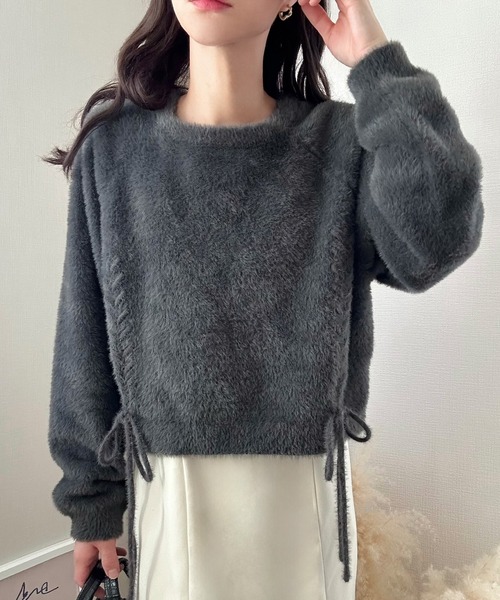 LAUIR(ラウアー)の「シャギーレースアップニットトップス(ニット/セーター・レディース・チャコール/ライトピンク/アイボリー・LARGE/MEDIUM)」の10枚目の写真