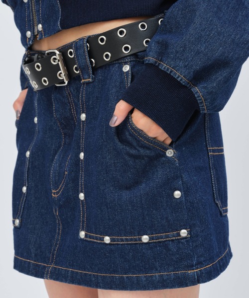 atmos pink(アトモスピンク)の「atmos pink Studs Denim Mini Skirt / アトモス ピンク スタッズ デニム ミニスカート(スカート・レディース・ブルー/ブラック・S/M)」の4枚目の写真