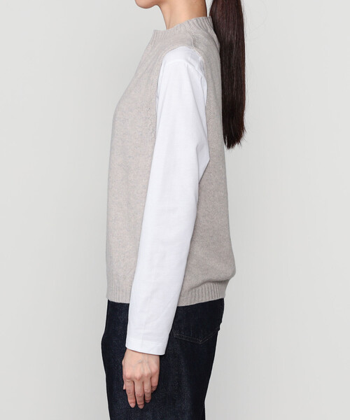 Morris & Sons（モリスアンドサンズ）の「MORRIS & SONS | ジーロンラム クルーネックベスト WOMEN（ベスト・レディース・ブラック/レッド/オートミール/ベージュ・F）」の11枚目の写真