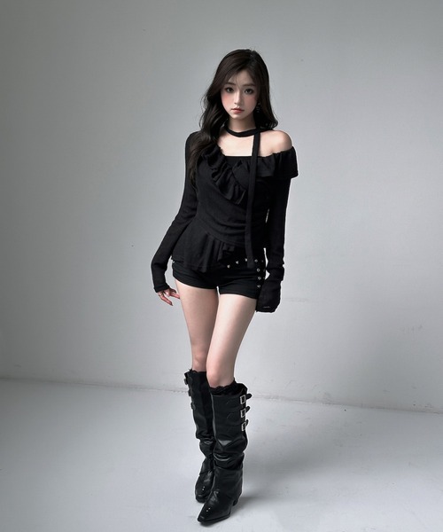 VEILA(ヴェイラ)の「フリルドレープギャザートップス(ニット/セーター・レディース・ブラック・フリー)」の8枚目の写真