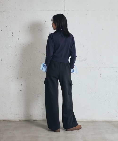NIKE（ナイキ）の「ナイキ スポーツウェア フェニックス フリース ウィメンズ カーゴ スウェットパンツ / Nike Sportswear Phoenix Fleece Women's Cargo Sweatpants IM7489-010 Black（スウェットパンツ・レディース・ブラック・XS/S/M/L/XL）」の7枚目の写真