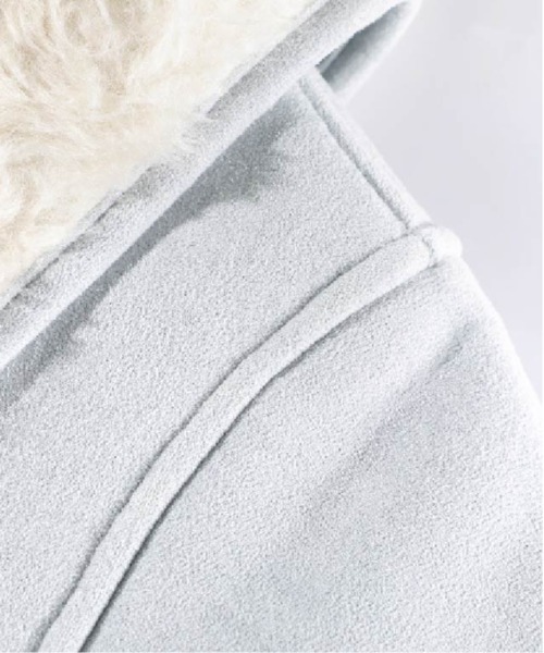 LA POMME petit（ラポミ・プチ）の「Sailor Collar Faux Fur Coat With Bag（ムートンコート・レディース・イエロー/ブラウン/ブルー・SMALL/MEDIUM/LARGE）」の6枚目の写真