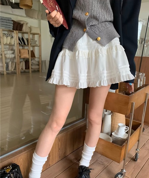 shopnikoniko(ショップニコニコ)の「ハイウエスト フリル コーデュロイ ミニ スカート フレア ティアード(スカート・レディース・ブラック/ホワイト・フリー)」の7枚目の写真
