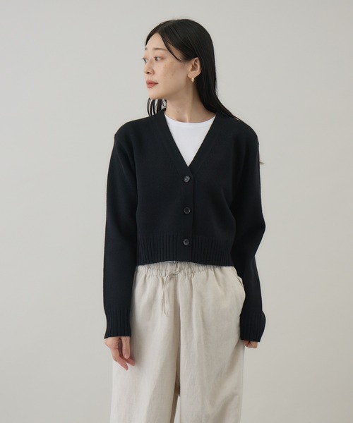 kuros'オリジナル】ウールカシミヤ Vネックショートカーディガン kuros'オリジナル】ウールカシミヤ Vネックショートカーディガン