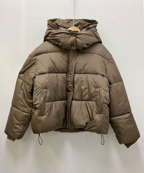 セール】ボリュームフード 中綿ダウンジャケット（ダウンジャケット
