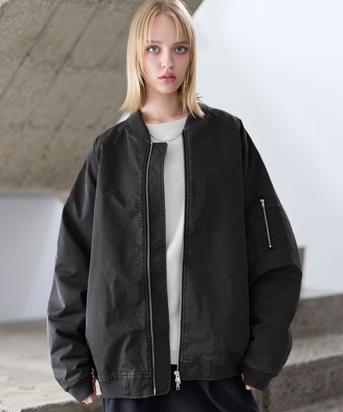 ASTRONOMY（アストロノミー）の「ヴィンテージ加工ビッグMA-1ボンバージャケット（MA-1・メンズ・チャコール/ブラック/カーキ・S/M/L/XL）」の12枚目の写真