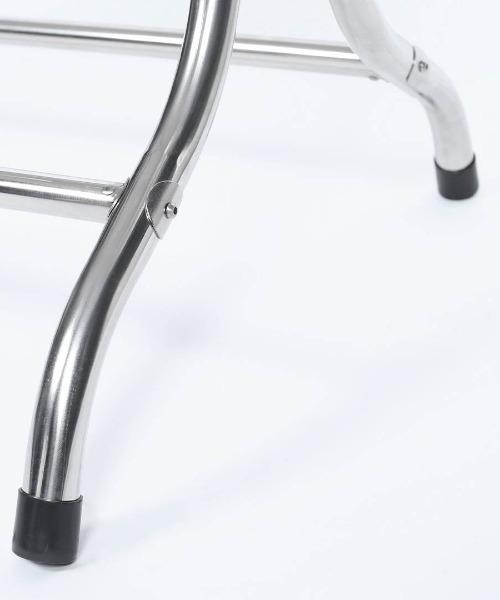 DULTON(ダルトン)の「STAINLESS FOLDING TABLE 600×600/ステンレス 折りたたみ テーブル(家具・メンズ・シルバー・FREE)」の13枚目の写真