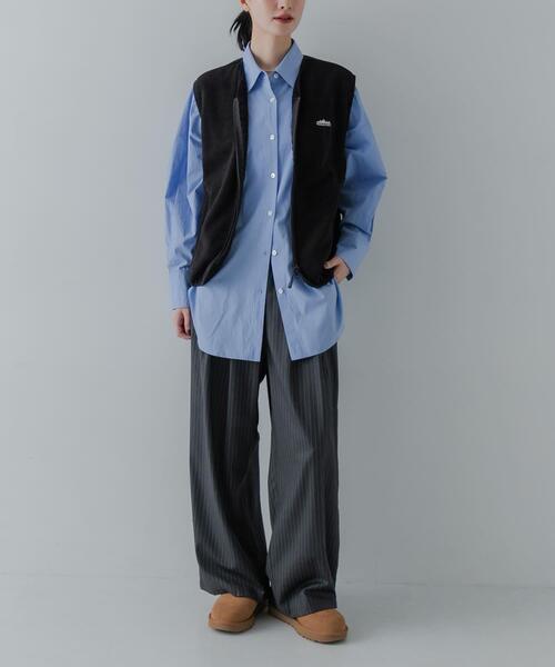 UGG（アグ）の「UGG　CLASSIC MICRO（その他シューズ・レディース・ブラック/キャメル・23/24/25）」の5枚目の写真