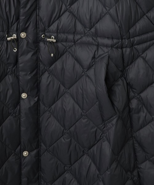 VICKY（ビッキー）の「TAION　ダウンケープコート≪手洗い可能≫（ダウンジャケット/コート・レディース・ブラック/ネイビー・M）」の12枚目の写真