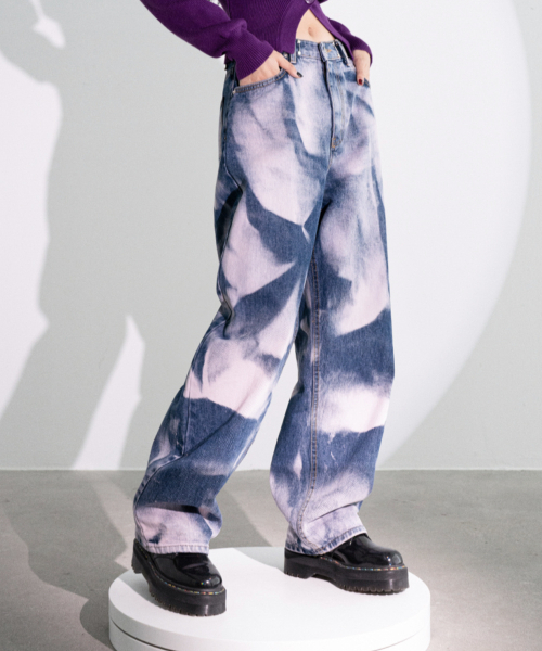 AVANDRESS(アバンドレス )の「TDIバックルデニムパンツブラック(デニムパンツ・レディース・その他・MEDIUM/SMALL/X-LARGE/LARGE)」の3枚目の写真