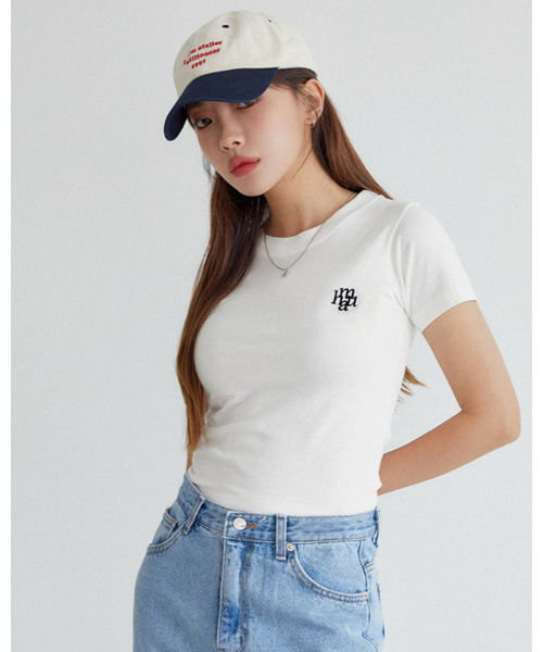 muahmuah（ムーアムーア）の「スティッチロゴベーシックTシャツ[3色]（Tシャツ/カットソー・レディース・ブラック/カーキ/ブルー/ネイビー/ホワイト/ピンク・FREE）」の7枚目の写真