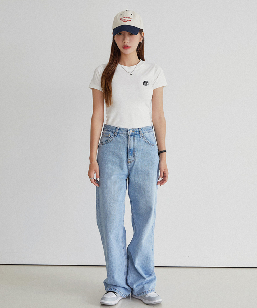 muahmuah（ムーアムーア）の「スティッチロゴベーシックTシャツ[3色]（Tシャツ/カットソー・レディース・ブラック/カーキ/ブルー/ネイビー/ホワイト/ピンク・FREE）」の10枚目の写真