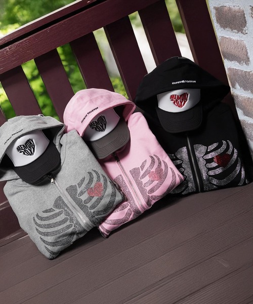 #MEMORY（メモリー）の「【MEMORY】ヘビーウェイト ボーン柄 ラインストーン ダブルZIPパーカー / Bone Pattern Rhinestone Double-Zip Hoodie（パーカー・メンズ・ピンク/ブラック/グレー・XL/L/M）」の4枚目の写真