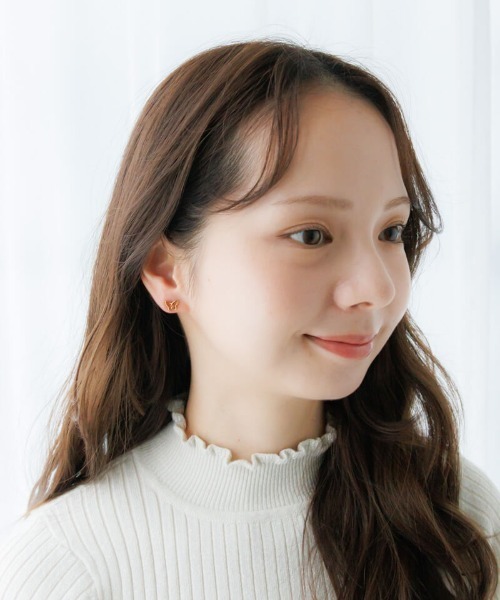 flower(フラワー)の「デイリーバタフライピアス(ピアス(両耳用)・レディース・ゴールド・FREE)」の6枚目の写真