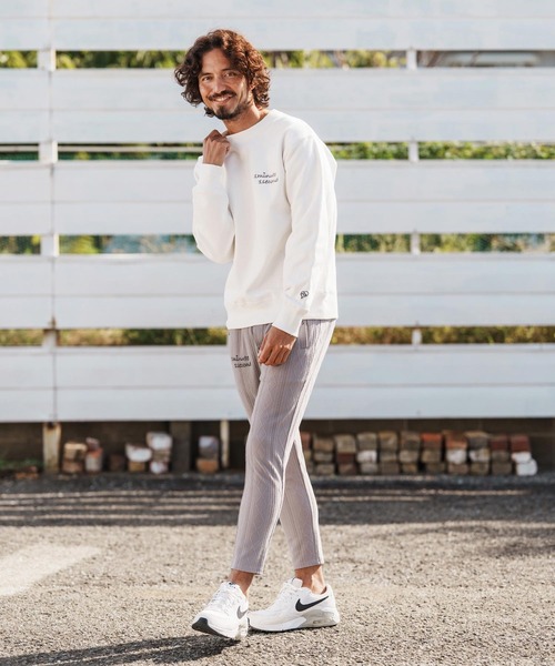 1minute 1second(ワンミニットワンセカンド)の「msw1816-12oz heavy weight sweatshirt with heart patch トレーナー(1M26H220)(スウェット・メンズ・ブラック/ブラック×ピンク/ホワイト・S/M/L/XL)」の19枚目の写真